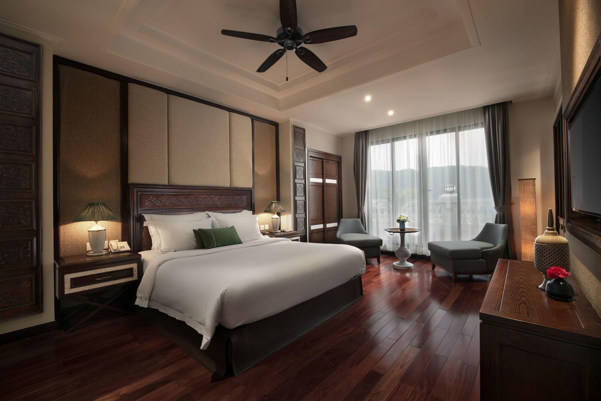 Hidden Charm Hotel&resort Hotel 4*